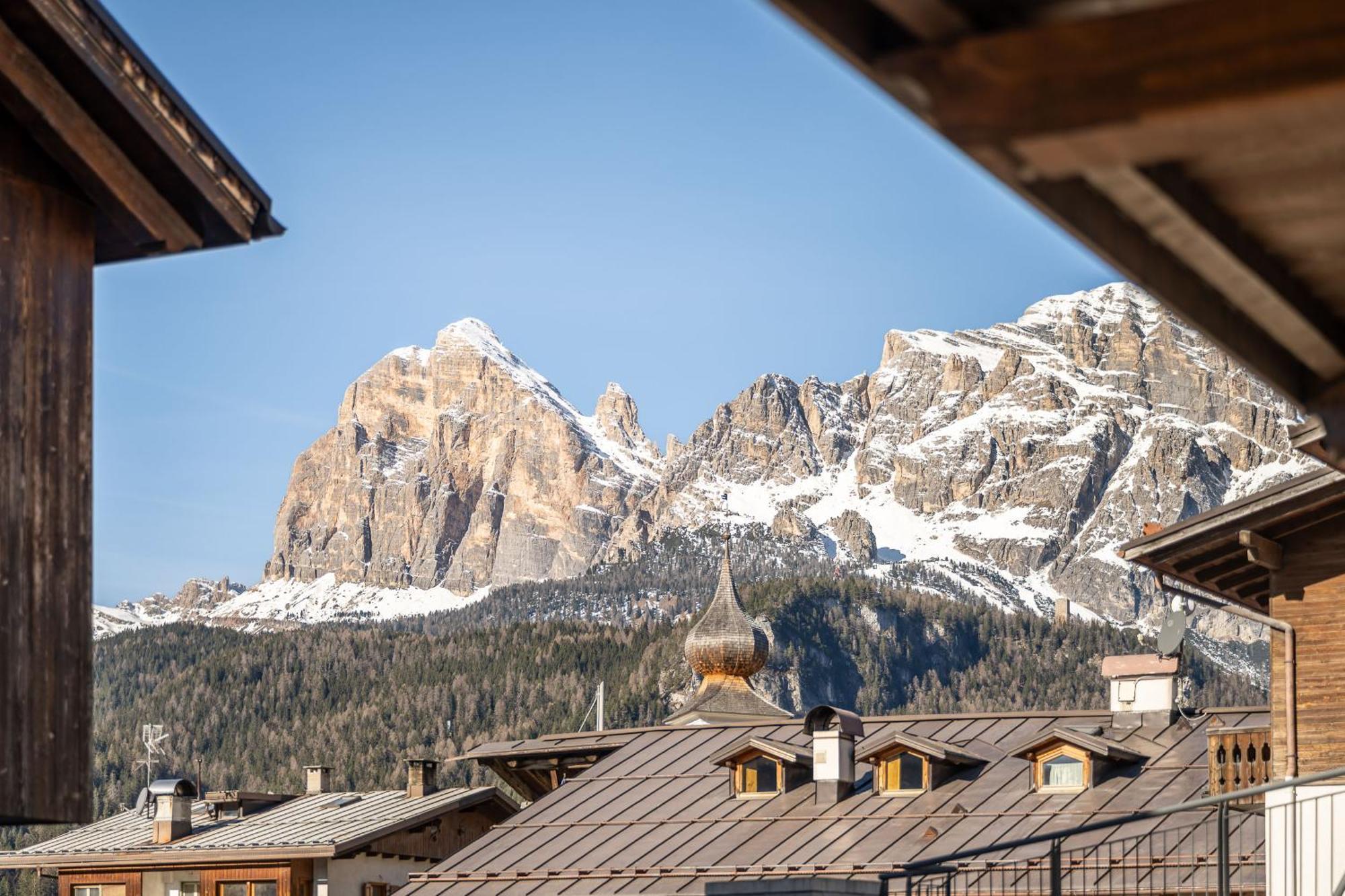 Chalet Falorie Cortina d'Ampezzo Exterior photo